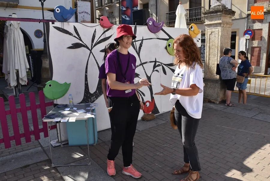 Foto 2 - La Corporaci&oacute;n se arranca a cantar en irland&eacute;s en su visita al Divierteatro