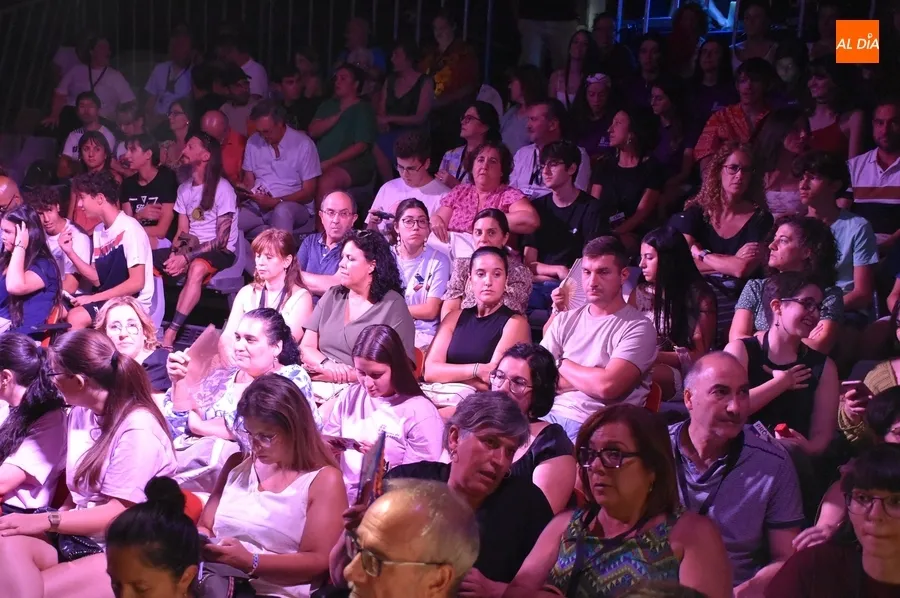 Foto 3 - Amplia tarde de danza en torno a la violencia de g&eacute;nero, el pan o el agua tras el estreno de un &lsquo;Fake reality&rsquo;
