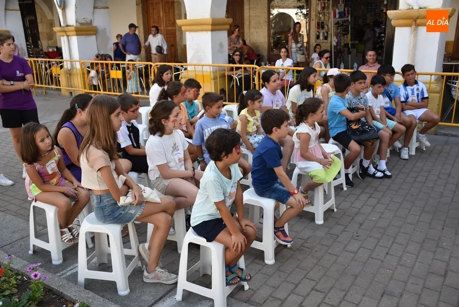 Foto 3 - Los conceptos dramat&uacute;rgicos van calando a trav&eacute;s de los juegos en la concurrida 2&ordf; sesi&oacute;n del Divierteatro