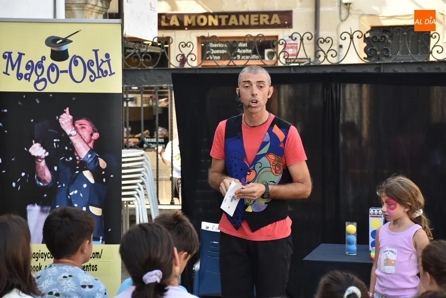 Foto 4 - Los conceptos dramat&uacute;rgicos van calando a trav&eacute;s de los juegos en la concurrida 2&ordf; sesi&oacute;n del Divierteatro