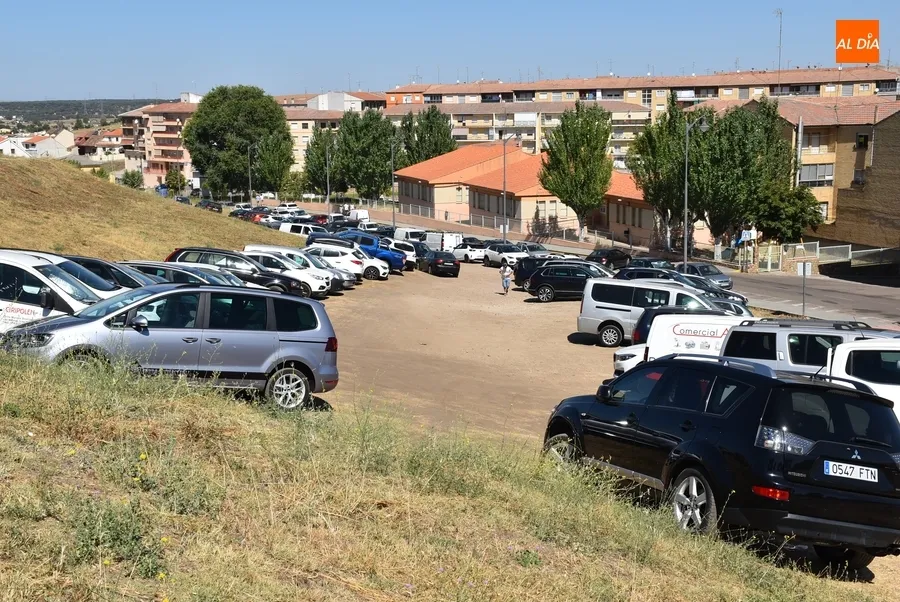 Foto 5 - Nuevo adelanto del mercado de los martes en una ma&ntilde;ana de much&iacute;simo ajetreo