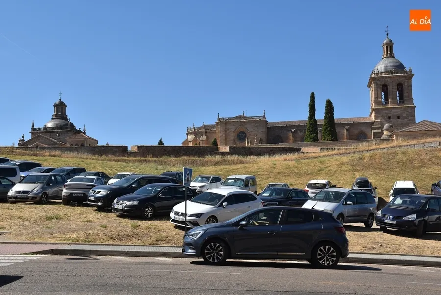 Foto 9 - Nuevo adelanto del mercado de los martes en una ma&ntilde;ana de much&iacute;simo ajetreo