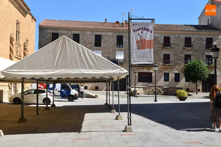 Foto 3 - La Plazuela del Buen Alcalde se empieza a vestir para el Divierteatro