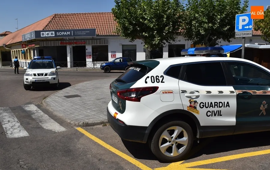 Foto 2 - Registrados dos accidentes pr&aacute;cticamente simult&aacute;neos en Ciudad Rodrigo y Mart&iacute;n de Yeltes