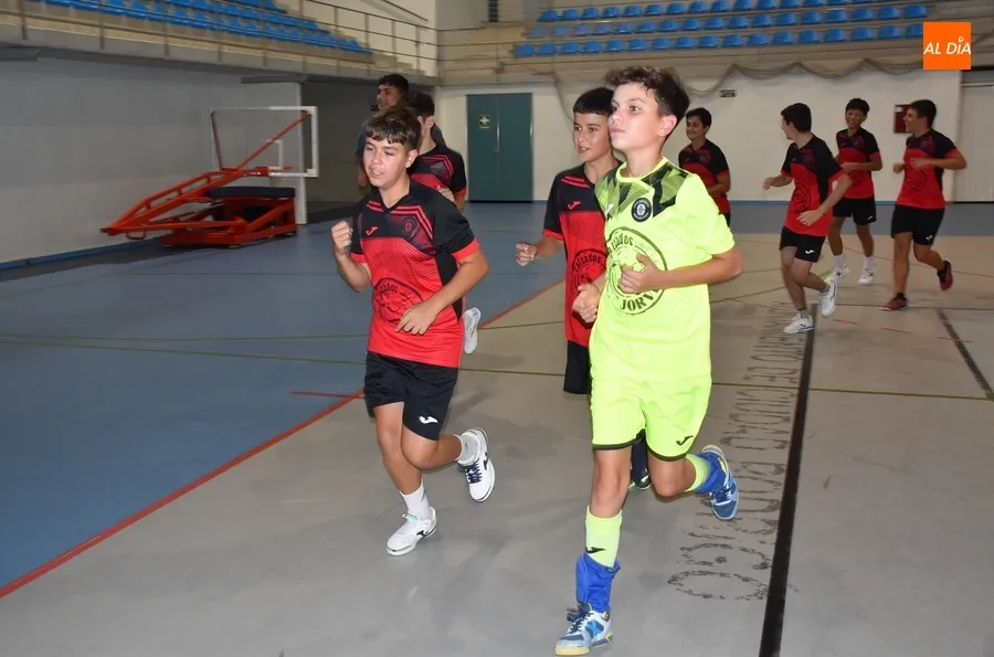 Foto 9 - El III Cadete se pone en marcha con &Aacute;ngel Rodr&iacute;guez y Alejandro Marquiz al frente