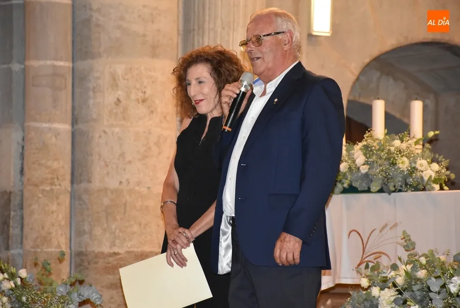 Foto 4 - Musical y concurrida apertura del d&iacute;a grande de la Catedral de Santa Mar&iacute;a
