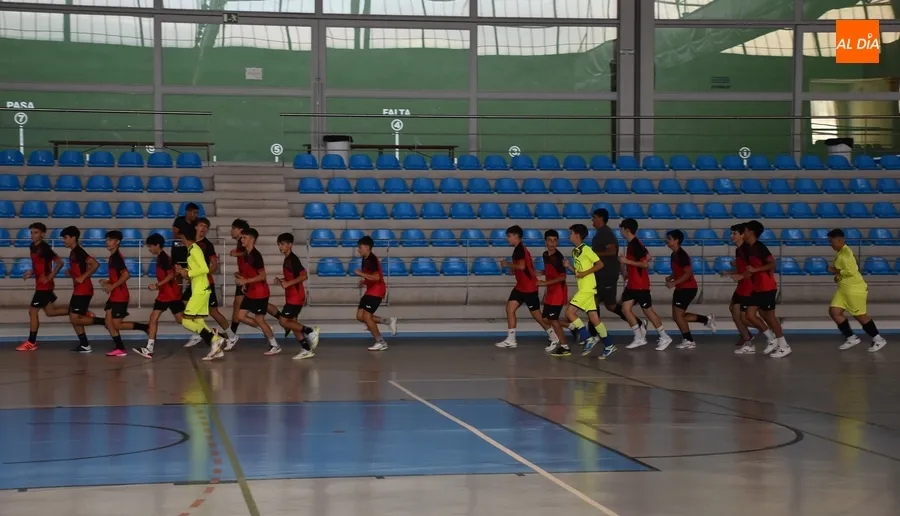 Foto 11 - El III Cadete se pone en marcha con &Aacute;ngel Rodr&iacute;guez y Alejandro Marquiz al frente