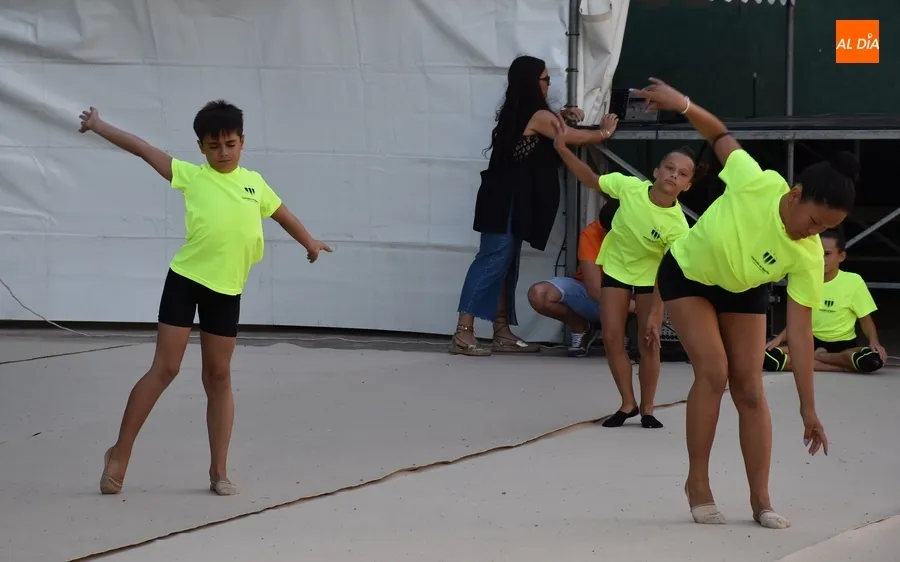 Foto 5 - El Club &Iacute;taca protagoniza el renacimiento tras 7 a&ntilde;os de las fiestas del Valle de San Mart&iacute;n