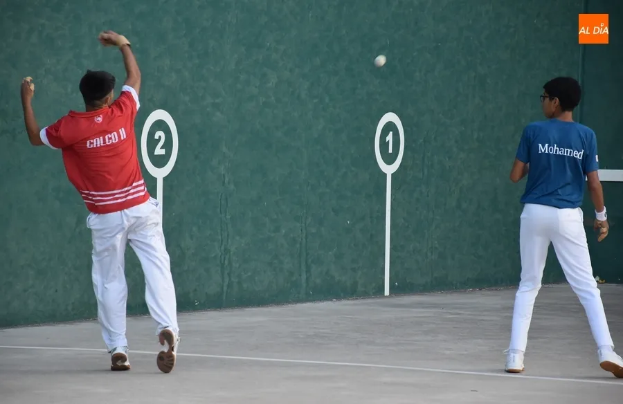 Foto 5 - Mir&oacute;briga evoca su pasado pelotari con los primeros partidos formales en m&aacute;s de tres d&eacute;cadas
