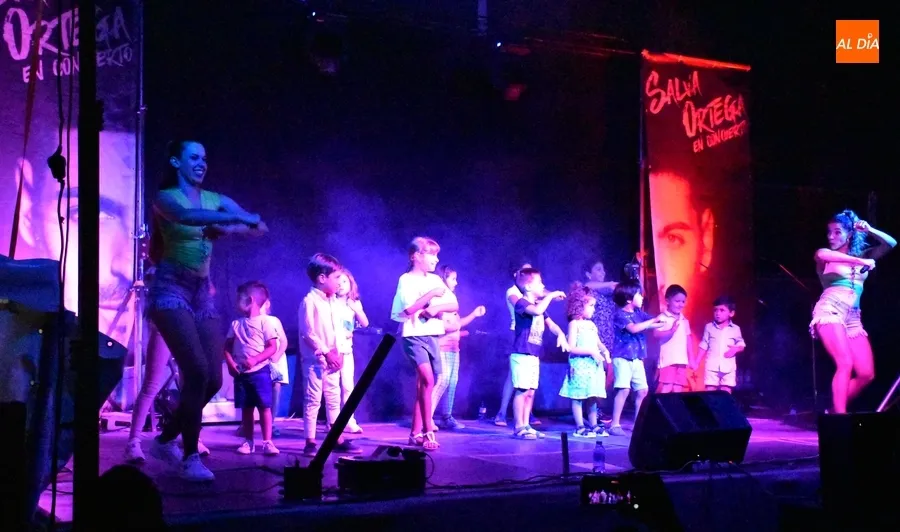 Foto 3 - Salva Ortega lidera la noche festiva en el Valle de San Mart&iacute;n