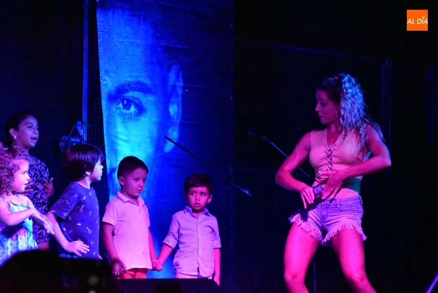 Foto 4 - Salva Ortega lidera la noche festiva en el Valle de San Mart&iacute;n