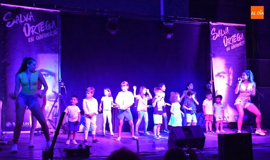 Foto 7 - Salva Ortega lidera la noche festiva en el Valle de San Mart&iacute;n
