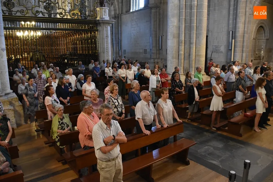 Foto 3 - La Catedral festeja a su patrona y titular