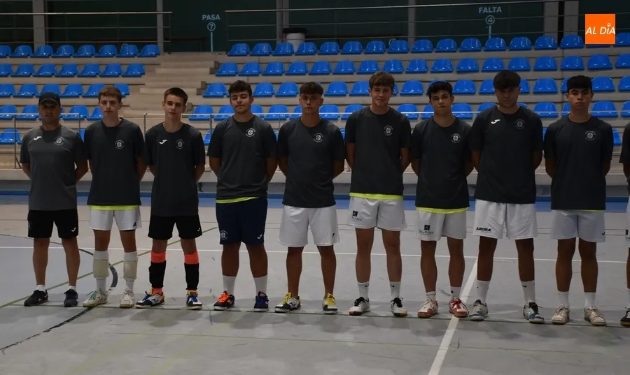 Foto 4 - El III Juvenil inicia una nueva etapa con la permanencia en Divisi&oacute;n de Honor como objetivo