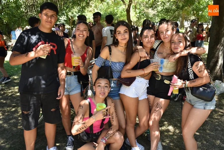 Foto 8 - El botell&oacute;dromo del Valle de San Mart&iacute;n va renovando sus adeptos con ambiente desde 1&ordf; hora