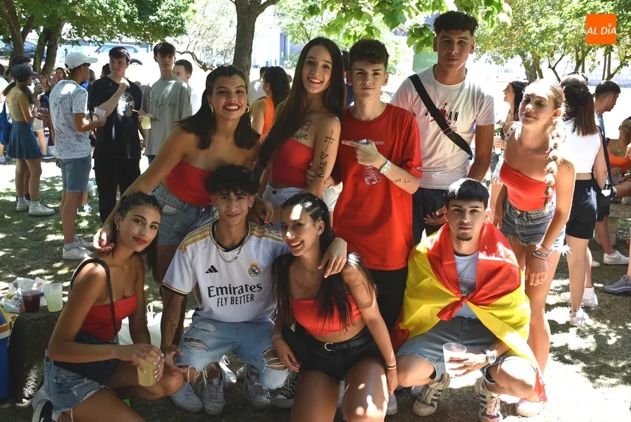 Foto 11 - El botell&oacute;dromo del Valle de San Mart&iacute;n va renovando sus adeptos con ambiente desde 1&ordf; hora