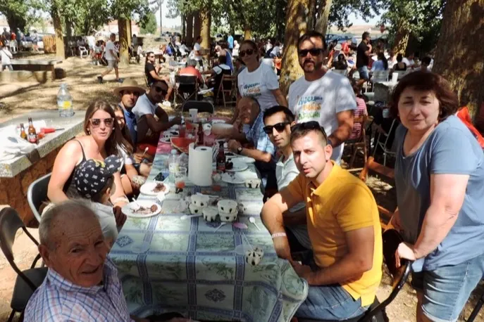 Aldearrubia celebraba una gran paellada este domingo