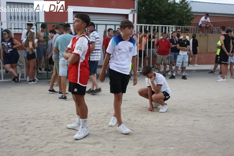 Babilafuente celebraba su primer encierro de las fiestas con gran ambiente