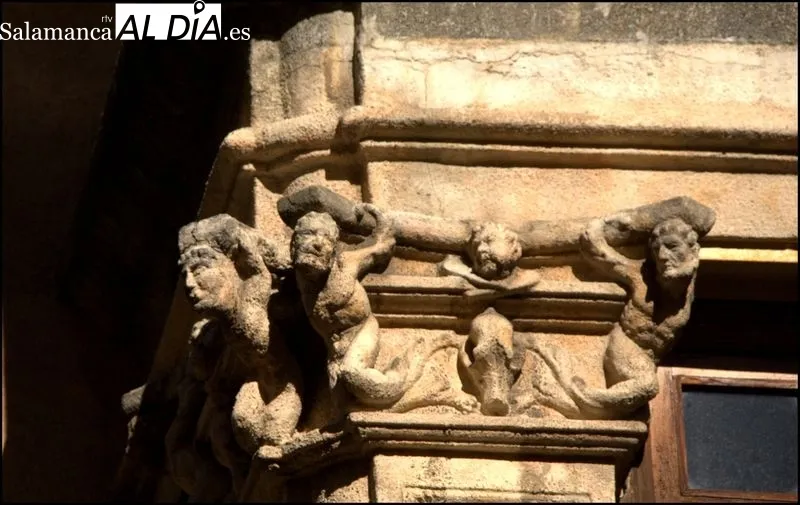 Detalles artísticos de la calle Zamora. Foto de José Amador Martín