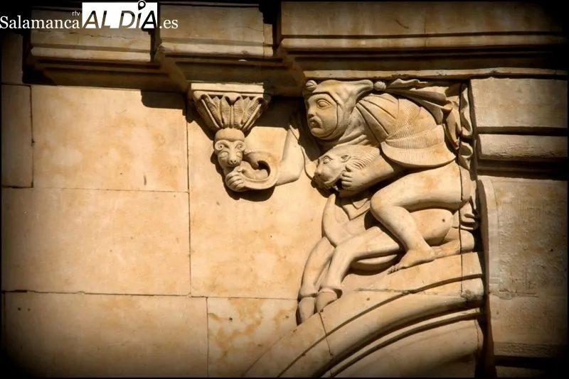 Detalles artísticos de la calle Zamora. Foto de José Amador Martín