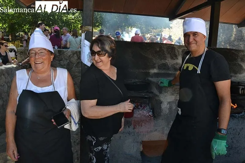 Foto 4 - Gran ambiente festivo en el D&iacute;a del Calderillo de B&eacute;jar