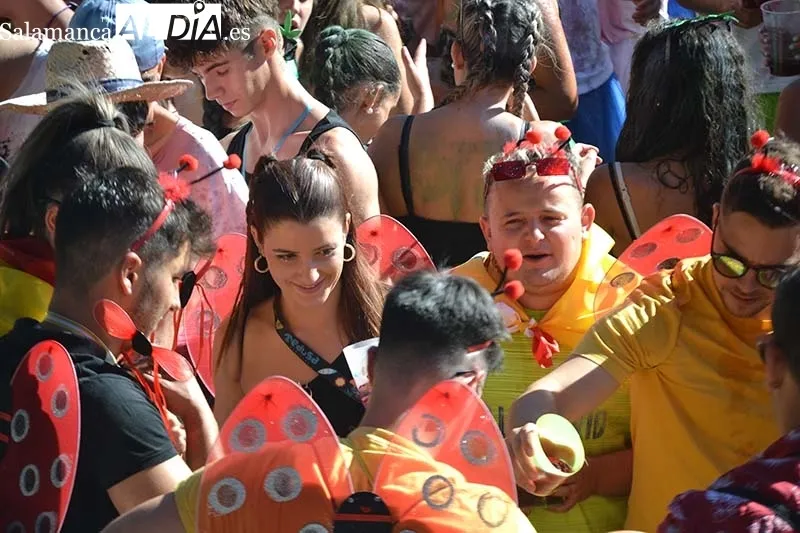 Foto 10 - Vibrante chupinazo para comenzar las fiestas en Guijuelo