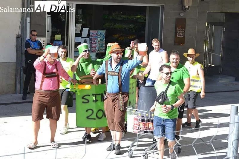 Foto 11 - Vibrante chupinazo para comenzar las fiestas en Guijuelo