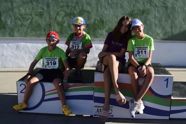 Foto 11 - Ra&uacute;l Blanco y Olga Justo se llevan la 2&ordf; Carrera Popular de Morasverdes