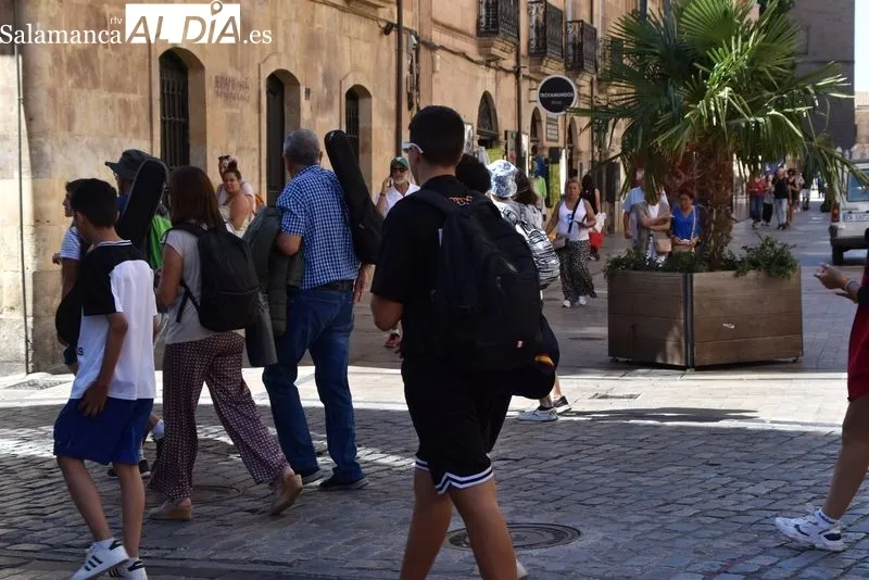 Foto 9 - Los j&oacute;venes de la JMJ se hacen notar en Salamanca antes de ir a Lisboa