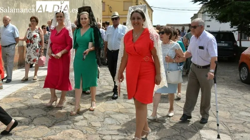 Foto 10 - Los lumbralenses celebran la fiesta de la Patrona, la Virgen de la Asunci&oacute;n