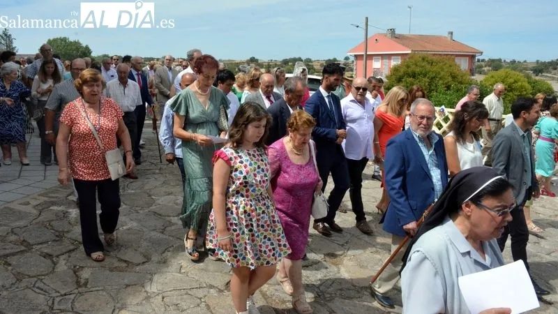 Foto 6 - Los lumbralenses celebran la fiesta de la Patrona, la Virgen de la Asunci&oacute;n