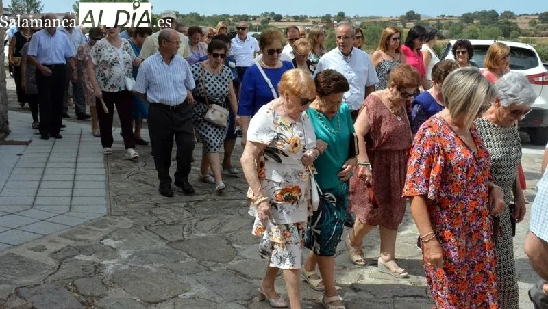 Foto 4 - Los lumbralenses celebran la fiesta de la Patrona, la Virgen de la Asunci&oacute;n