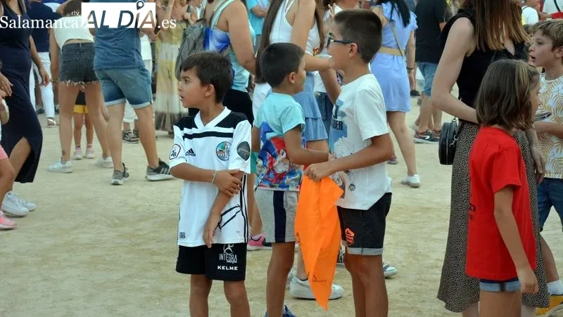 Niñas y niños de todas las edades disfrutaron con los carretones
