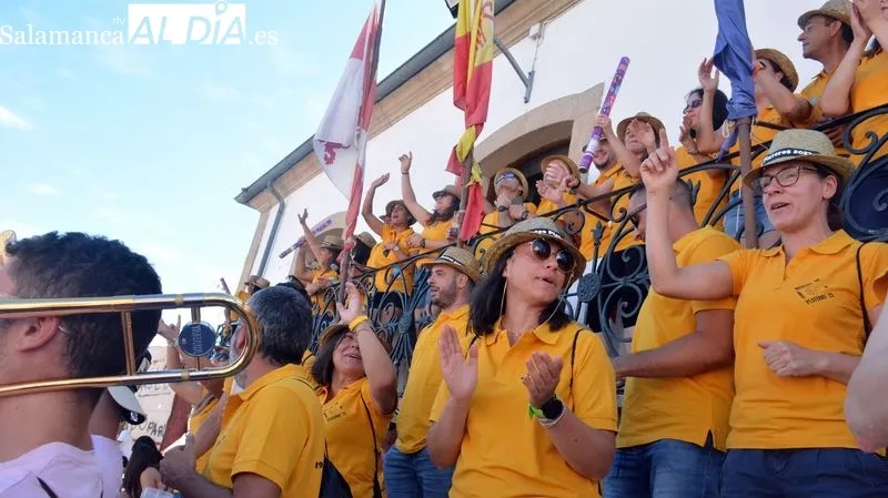 Foto 11 - Las Pe&ntilde;as irrumpen con fuerza en las fiestas de 'Los Toros' de Lumbrales