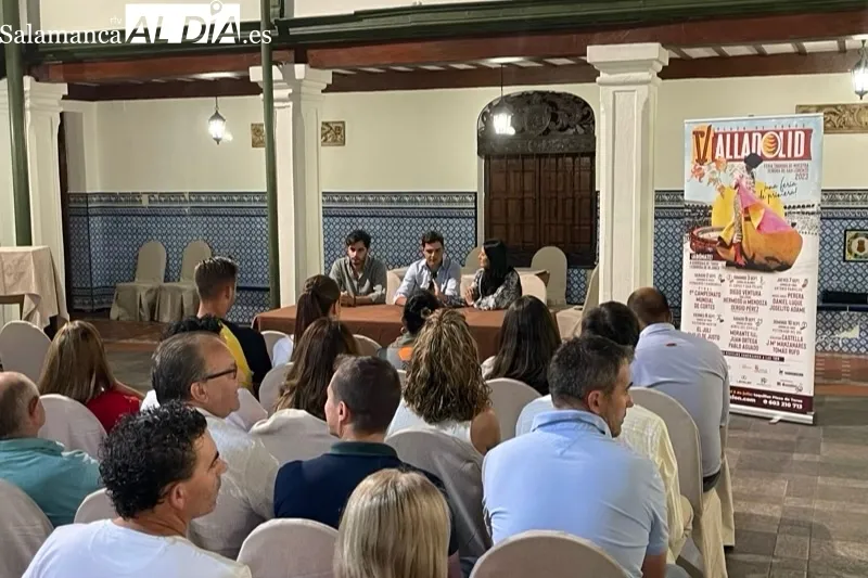 Sergio Pérez presentaba su alternativa en un acto en Las Cabañas