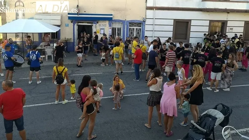 Foto 4 - La Fregeneda abre sus fiestas de verano con una paella multitudinaria