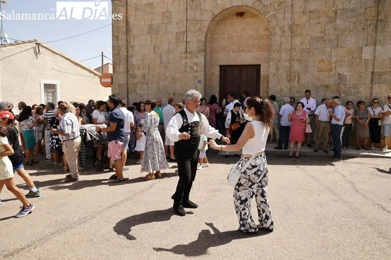 Gran animación en Doñinos de Salamanca con bailes charros incluidos. Foto de David Sañudo