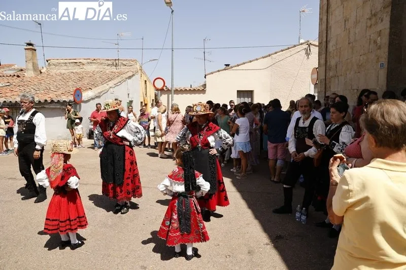 Gran animación en Doñinos de Salamanca con bailes charros incluidos. Foto de David Sañudo