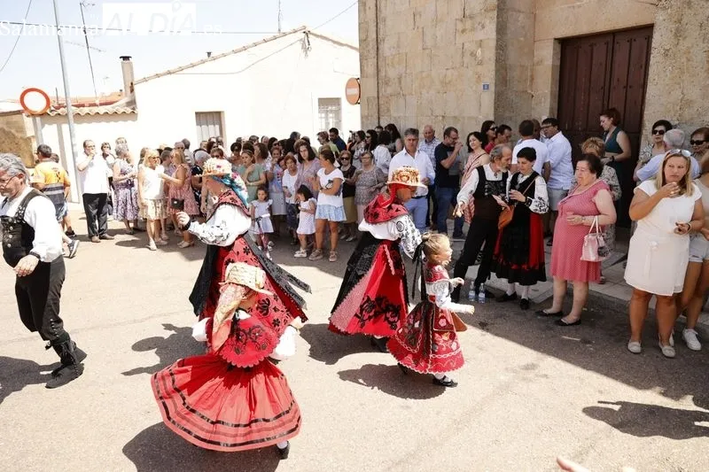 Gran animación en Doñinos de Salamanca con bailes charros incluidos. Foto de David Sañudo