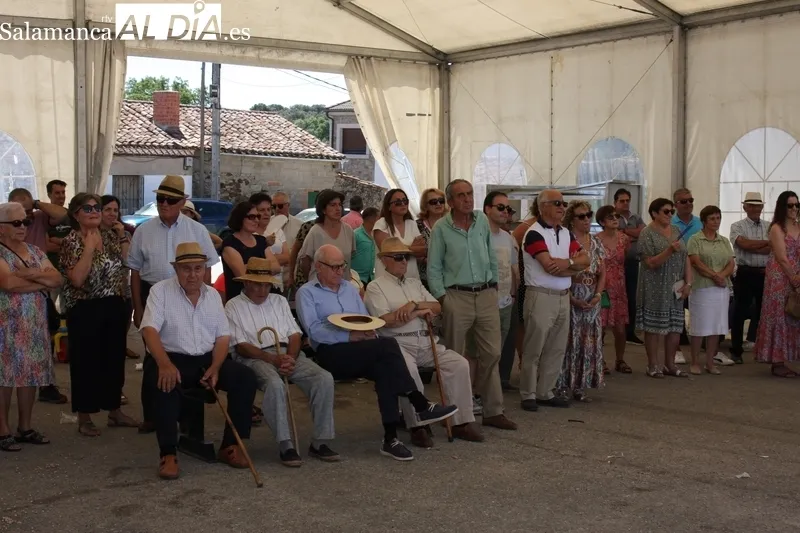 Homenaje póstumo a Ángela Hernández Benito en Bogajo / SILVESTRE