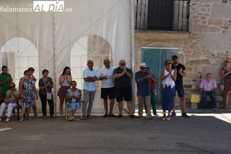 Homenaje póstumo a Ángela Hernández Benito en Bogajo / SILVESTRE