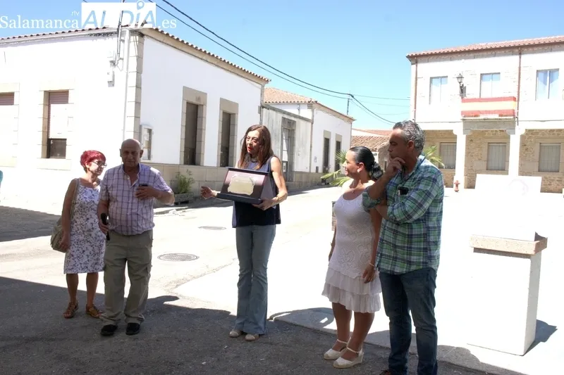 Homenaje póstumo a Ángela Hernández Benito en Bogajo / SILVESTRE