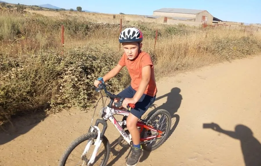 Foto 8 - Unos 25 ni&ntilde;os realizan una ruta BTT en El Sah&uacute;go