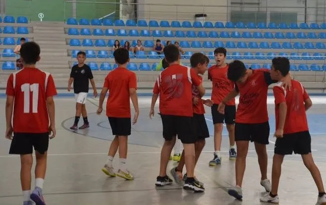 Foto 3 - Cojos FC gana la &lsquo;Final Four Amiguetes&rsquo;