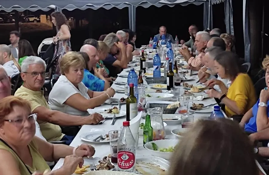 Foto 2 - Los alumnos de Extensi&oacute;n Agraria de 1975 se re&uacute;nen un verano m&aacute;s