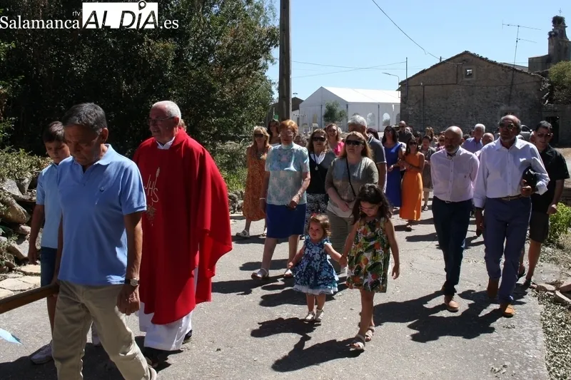 Actos religiosos y paella en Ahigal de Villarino / SILVESTRE 