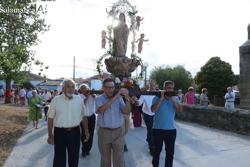 Fiesta de 'Los Perdones' en Cerralbo / CORRAL