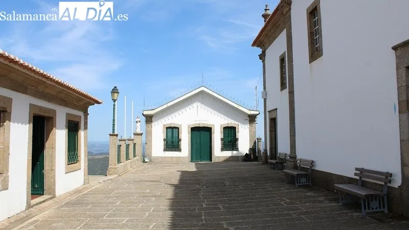 Multitud de peregrinos acuden a uno de los santuarios marianos más importantes de Portugal | FOTOS: MARTÍN-GARAY
