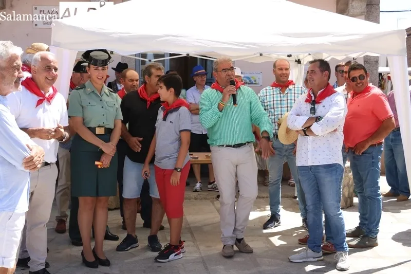 XV Feria Agroalimentaria y de las Tradiciones Artesanas en Peralejos de Abajo / CORRAL 
