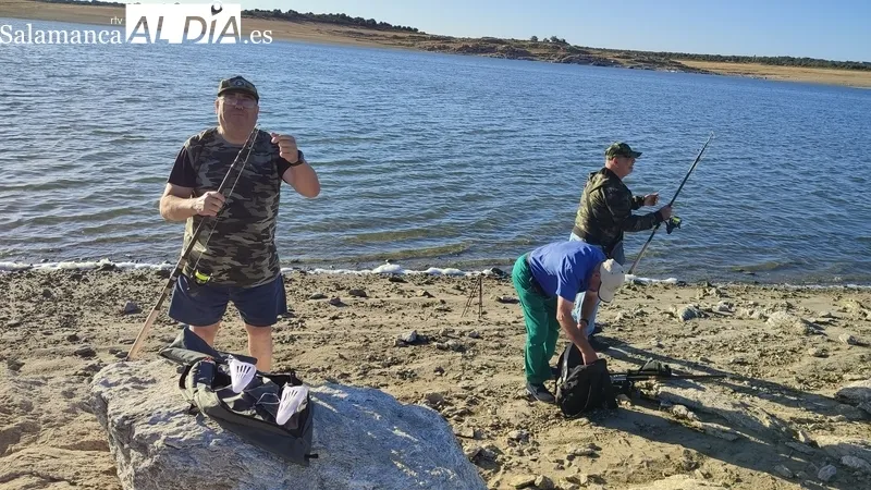 XII Encuentro de Pesca San Roque organizado por el CD Bajo Tormes de Villarino de los Aires / CORRAL 